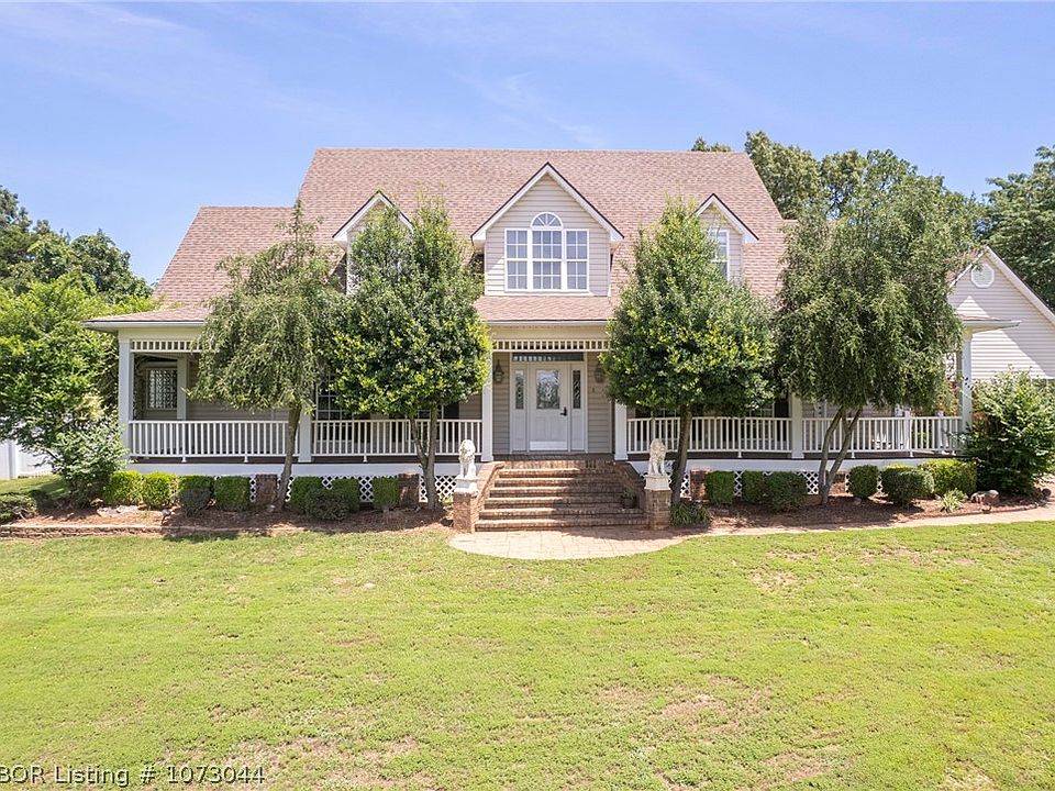 1st image of 2115 Liberty Ln