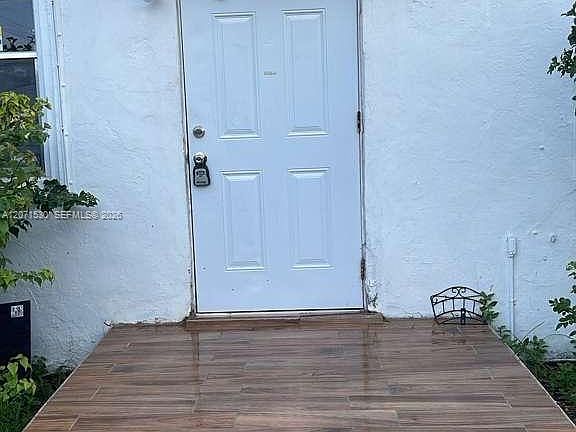 4th image of 213 SW 11th St #A