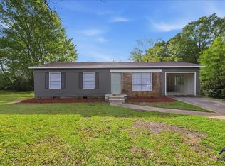 526 Ochlahatchee Dr, Perry, GA 31069