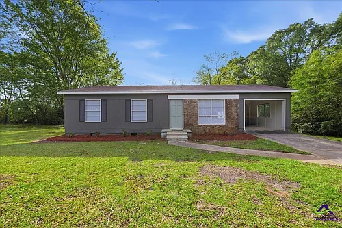 526 Ochlahatchee Dr Photo 1