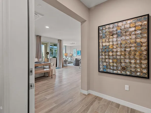 2860 Wagon Wheel Rd #201, Oxnard, CA 93036