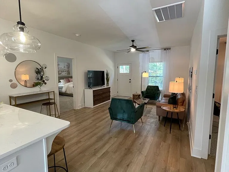 261 Willow Ct — Photo 4