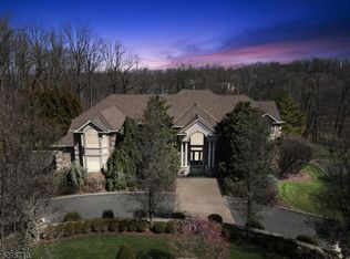 71 Van Holten Rd, Basking Ridge, NJ 07920