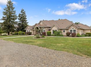 1928 S Shirk Road, Visalia, CA