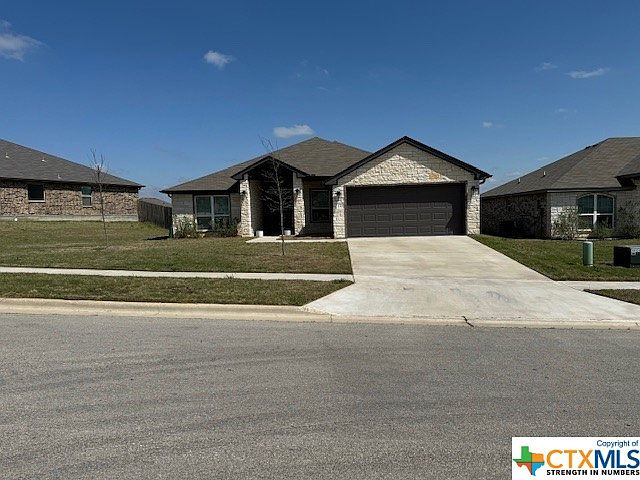 1st image of 1303 Republic Cir