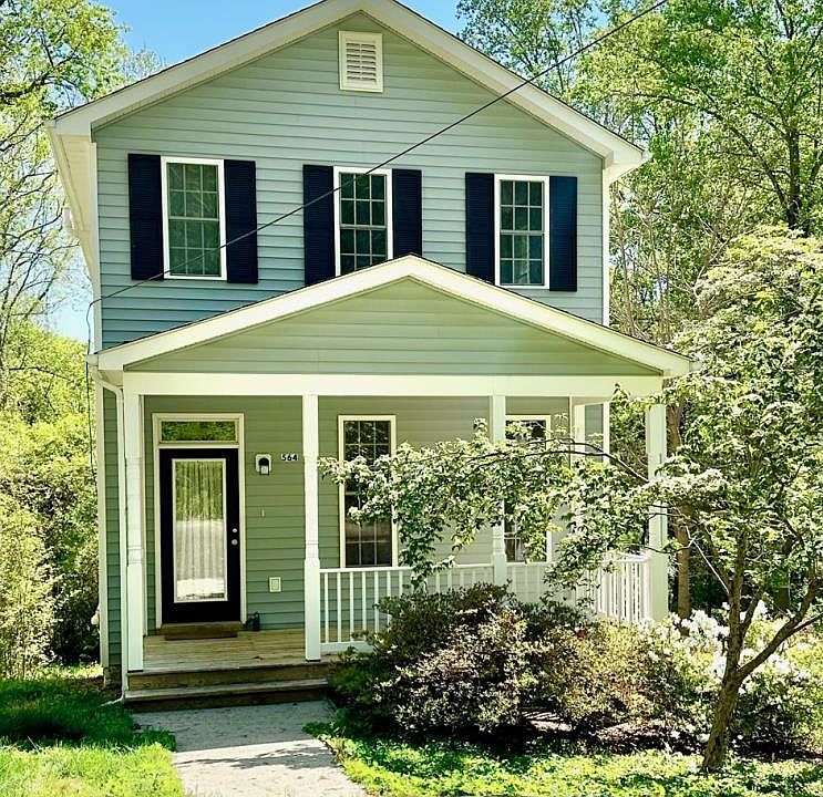 1st image of 564 Nob Hill Cir