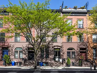 391 Manhattan Avenue