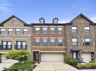 3146 Goldenwave Ct #1, Fairfax, VA 22031