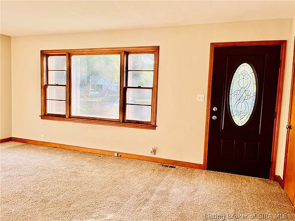 4th image of 227 Forest Drive