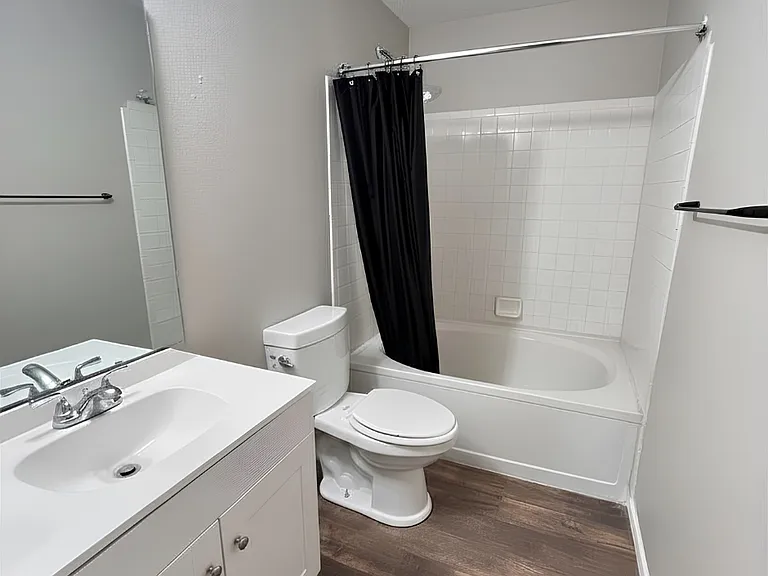 2219 Summer Breeze Way — Photo 10