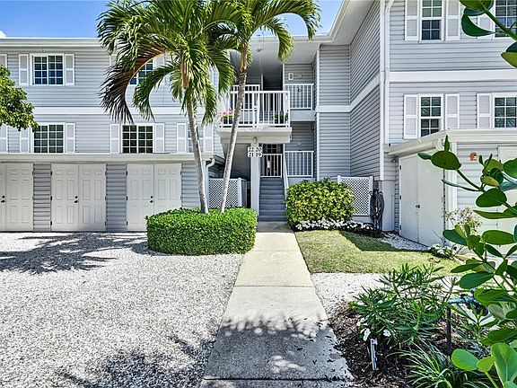 3rd image of 5854 Gasparilla Rd #M22