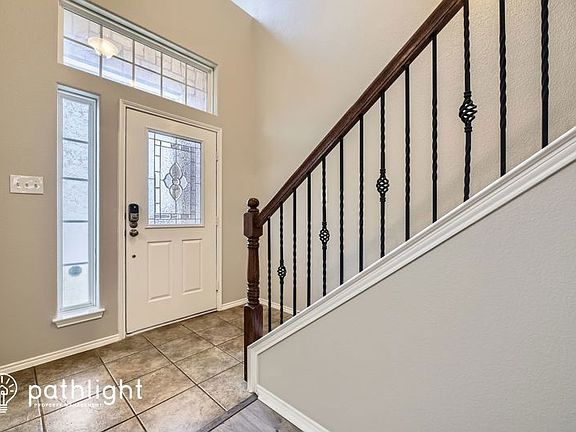 2nd image of 1140 Hidden Glen Ct
