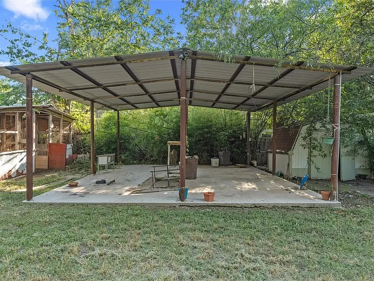 1820 Live Oak Ave — Photo 14