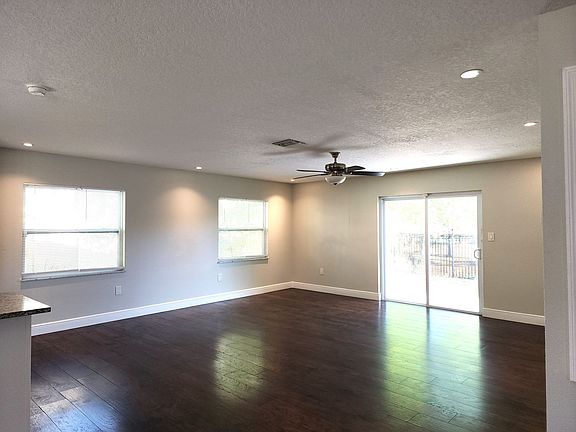 2nd image of 6419 Lauren Ct