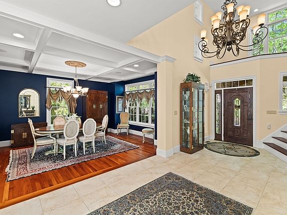 4th image of 4 Furlong Cir