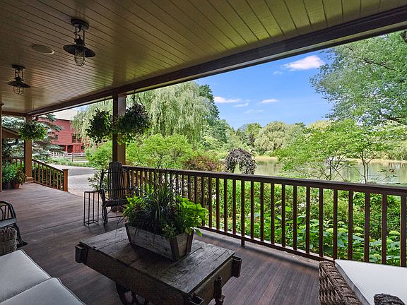 5th image of 89 Fairmount Rd W