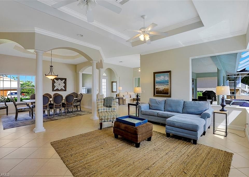 1st image of 551 Fieldstone Dr