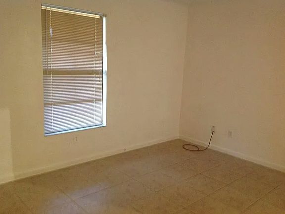 4th image of 4710 6th St W