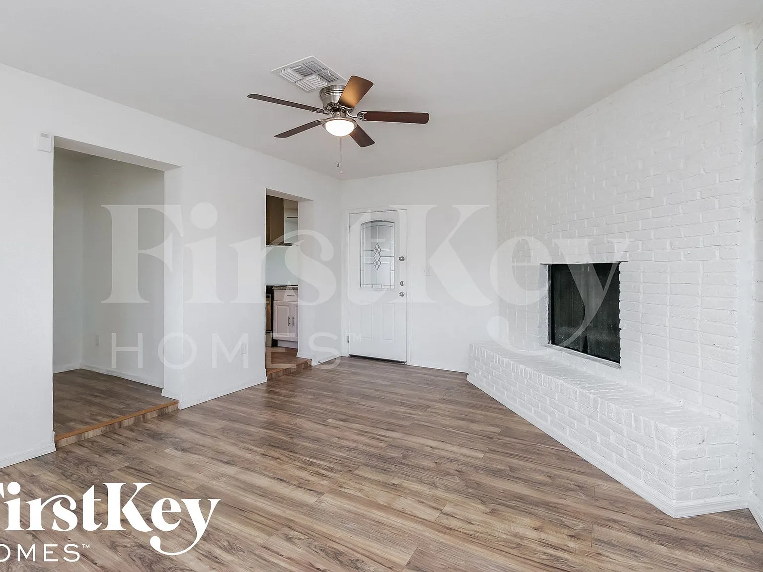 3 bed, 2.0 bath, 1512 sqft, $1,885 — Photo 3