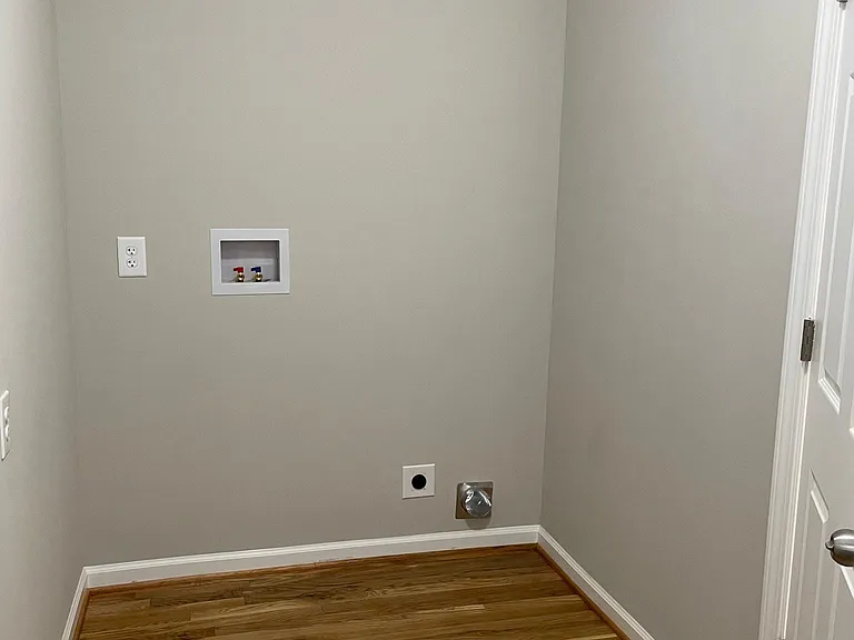 520 W Hunter St — Photo 5