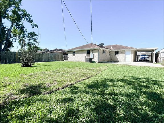 2nd image of 3421 Tambour Dr