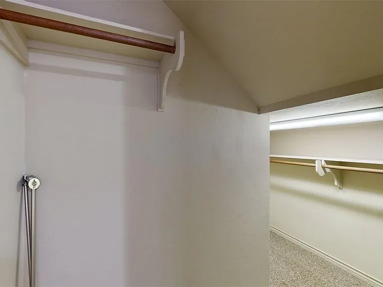 332 Forest Dr — Photo 19