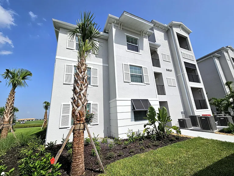 5807 Double Eagle Cir #4621 — Photo 35