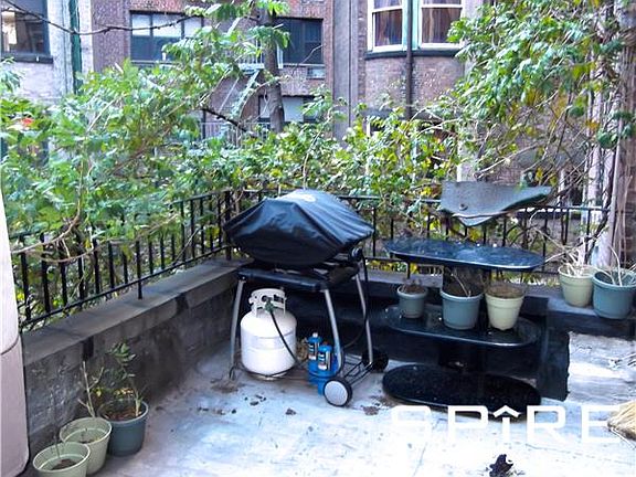 2nd image of 310 W 73rd St APT 1B