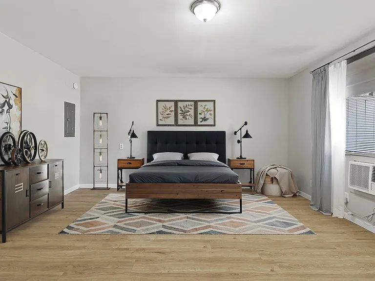 The Element at 4411 — Photo 11