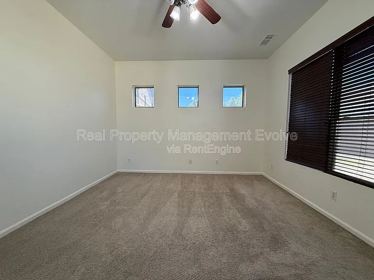 281 W Flamingo Dr — Photo 17