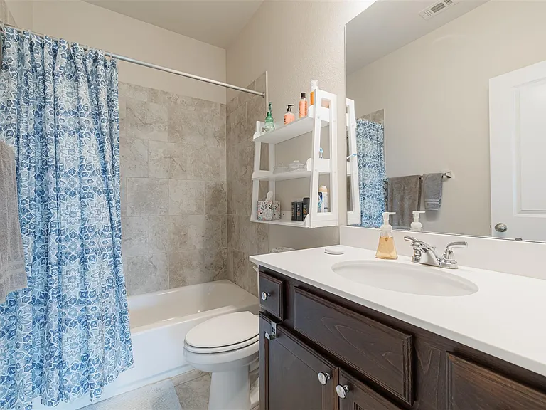 3530 Auburn Creek Cir — Photo 24