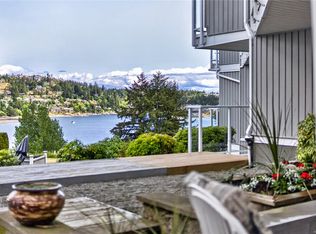 2560 Departure Bay Rd #310, Nanaimo, BC V9S 5P1