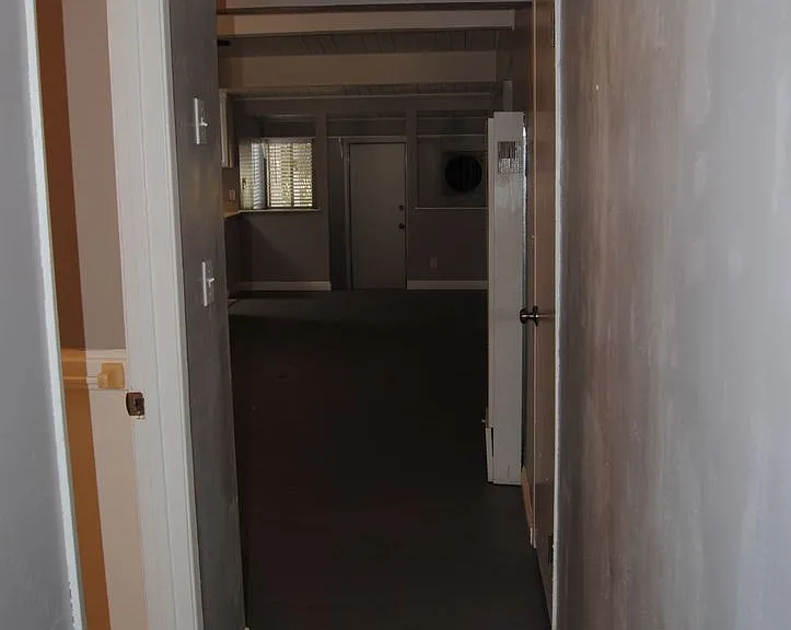 9 Dunlap St — Photo 11