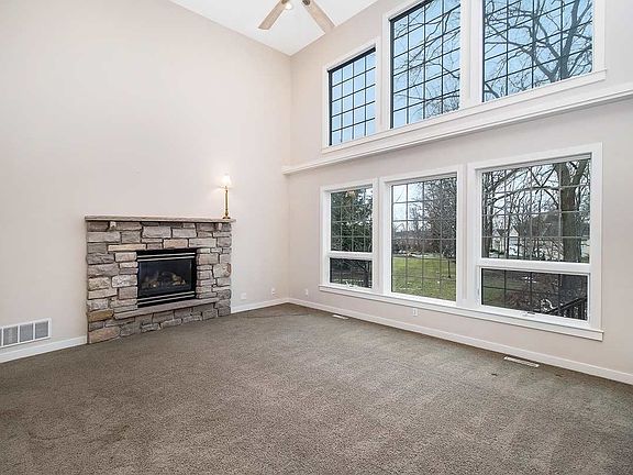 5th image of 2307 Parkway Dr