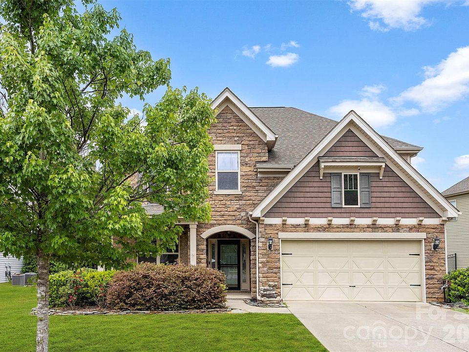 1st image of 2622 Treeline Dr