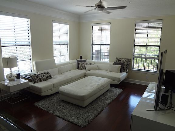 2nd image of 9823 Tapestry Park Cir Unit 407