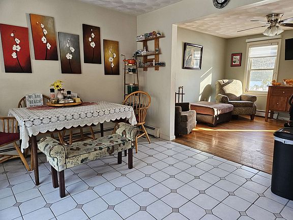 5th image of 7 Chapman Way