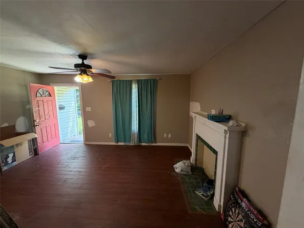 2423 Simpson St, Paris, TX 75460