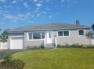 44 Rita Dr, East Meadow, NY 11554