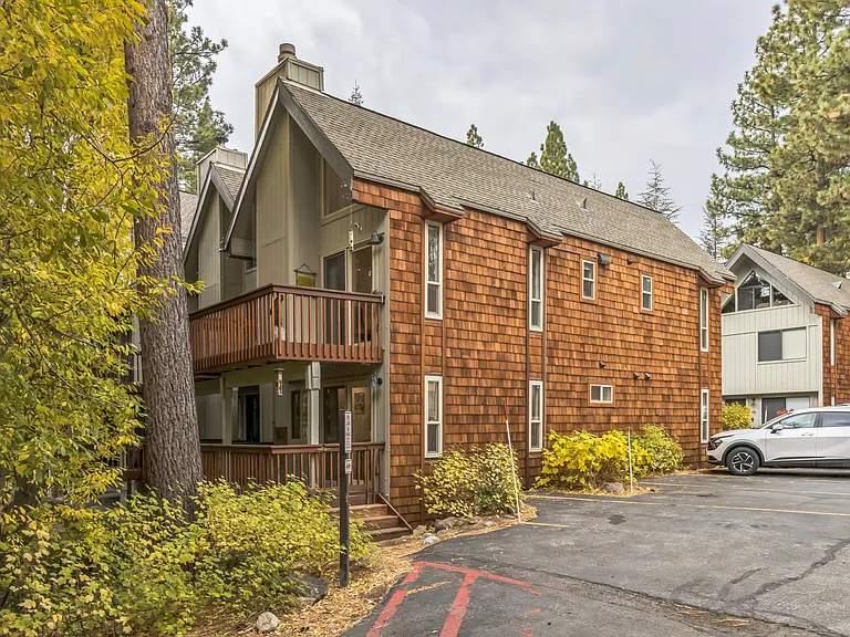 Tahoe Blvd — Photo 27