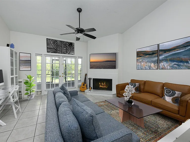 2383 Sun Valley Cir — Photo 3