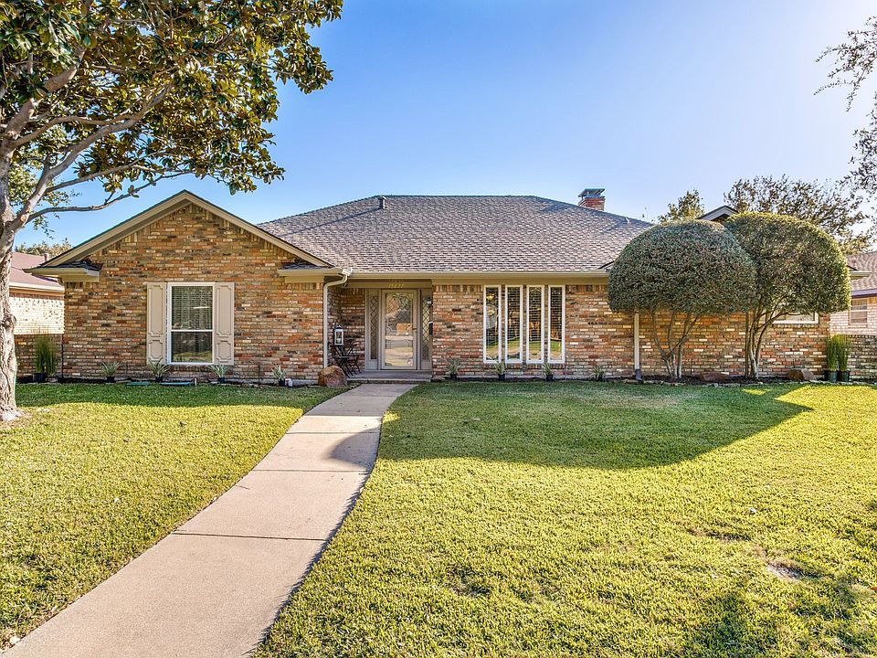 1st image of 15827 Meadow Vista Dr
