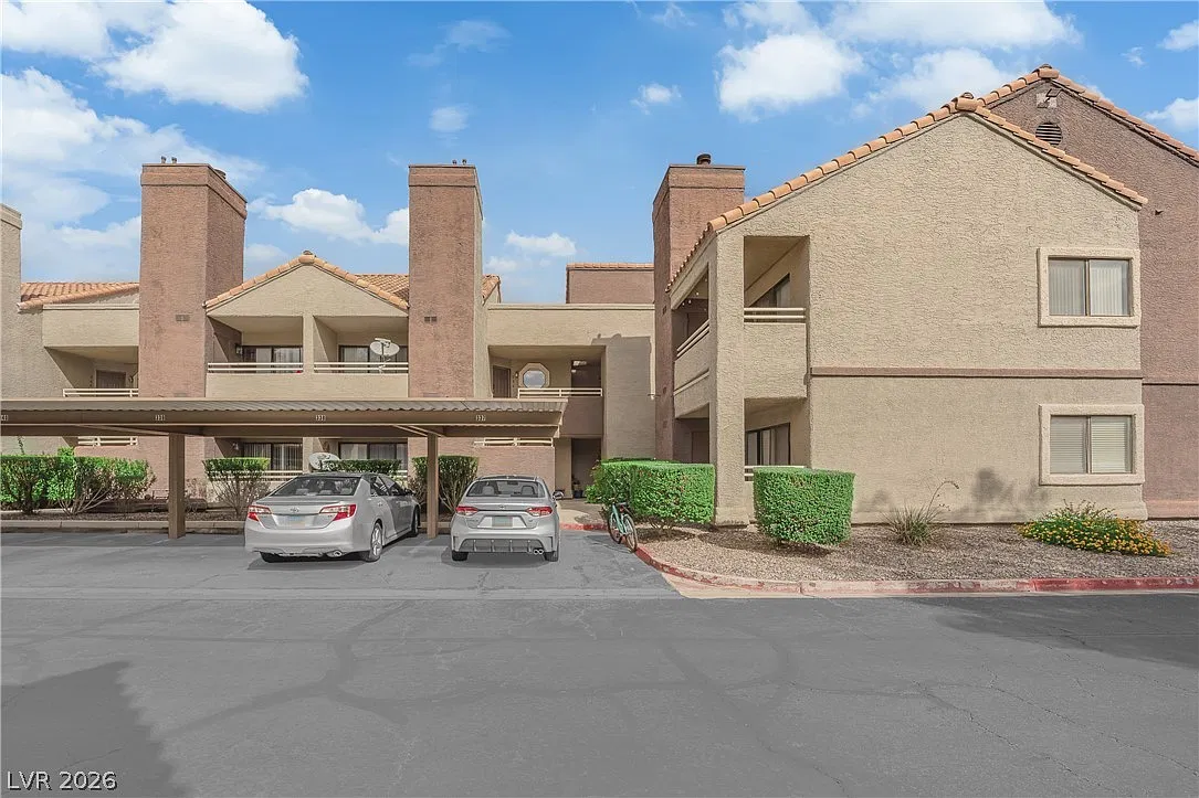 2 bed, 2.0 bath, 1091 sqft, $1,650 — Photo 2