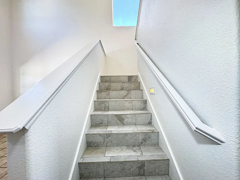 426 Paseo Roja Pl NE — Photo 11