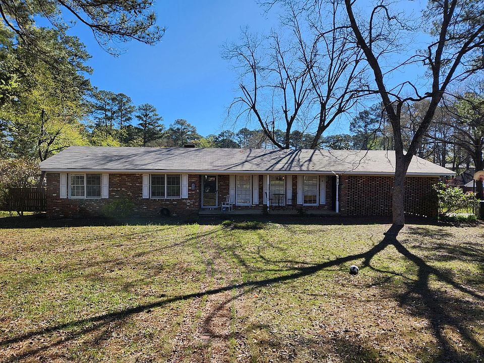 1st image of 1412 Bariwood Dr