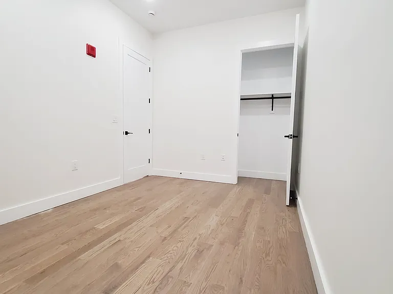 40 Lembeck Ave #206 — Photo 4