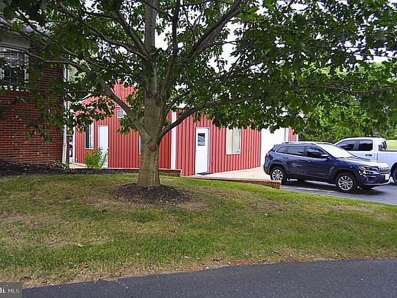 4th image of 31569 Jim Davis Rd