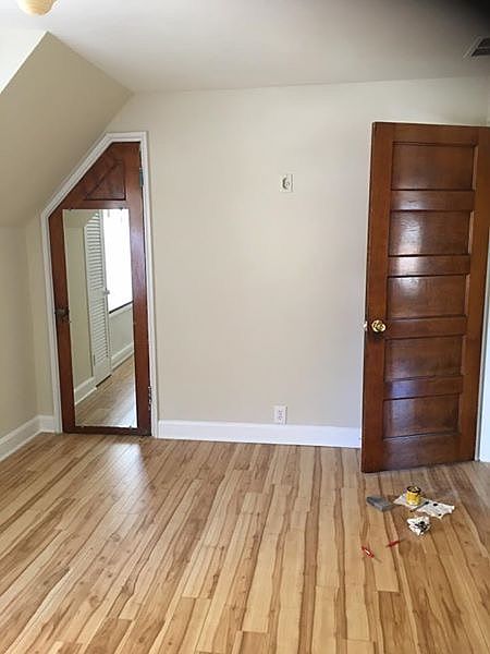 upstairs bedroom 1