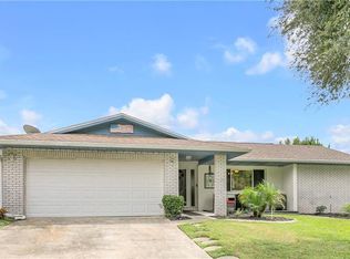 1957 Briarwood St, Dunedin, FL 34698