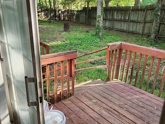 2nd image of 1241 Shannonbrook Ln